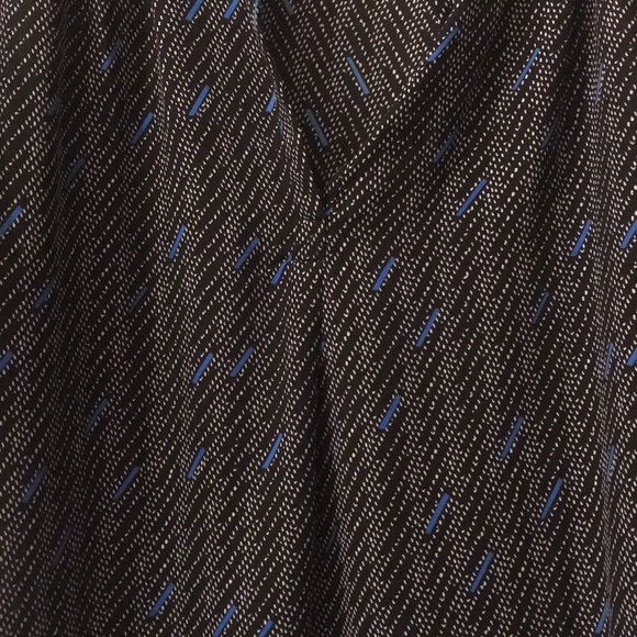 women’s blouse - Picture 2 of 2